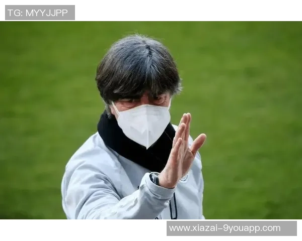 英媒报道卡拉菲奥里因髋部伤缺席下轮世预赛独自训练